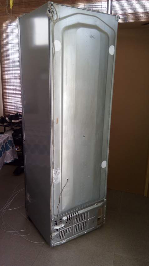REFRIGERATOR - LG - NEED TO REPLACE THE ENGINE  - 3 - Kitchen appliances  on Aster Vender