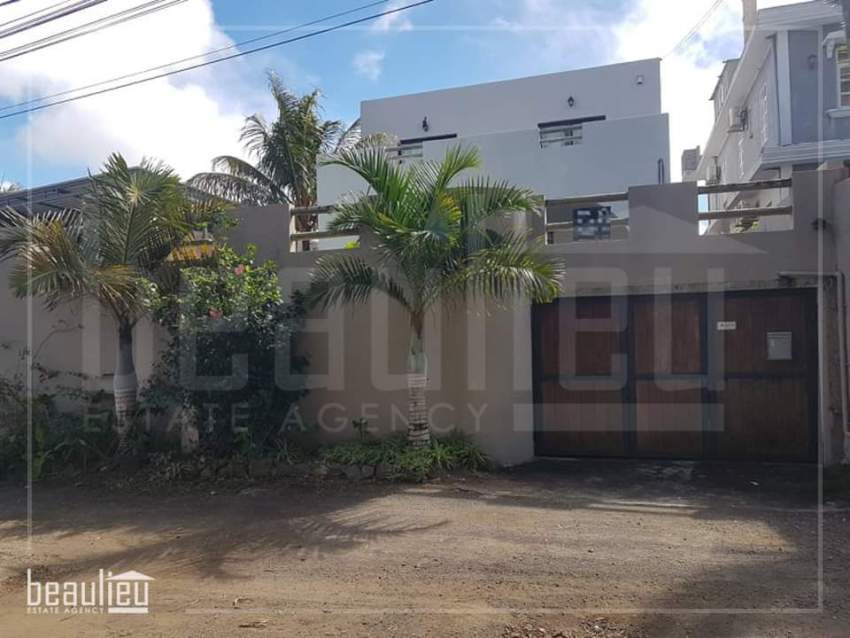 Duplex for sale in Grand Bay on Aster Vender