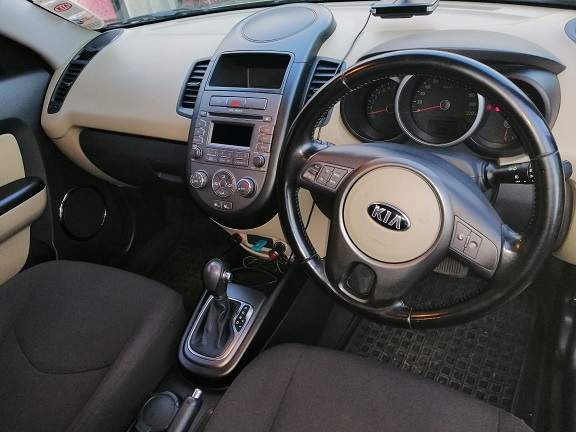 Kia Car  - 3 - SUV Cars  on Aster Vender