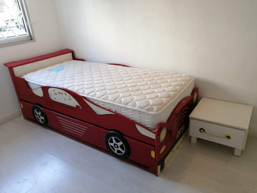 SET DE CHAMBRE COMPLÈTE EN BOIS POUR ENFANT - 1 - Bedroom Furnitures  on Aster Vender