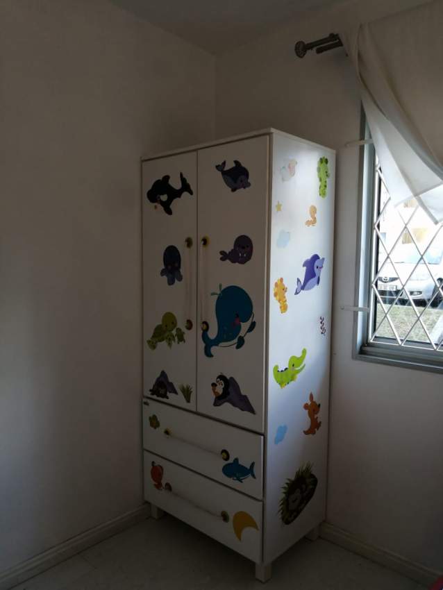 SET DE CHAMBRE COMPLÈTE EN BOIS POUR ENFANT - 3 - Bedroom Furnitures  on Aster Vender
