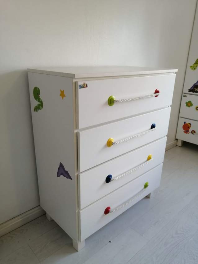 SET DE CHAMBRE COMPLÈTE EN BOIS POUR ENFANT - 2 - Bedroom Furnitures  on Aster Vender