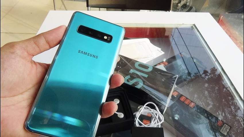 Galaxy S10 128 go Prism Green rs30000 - 0 - Samsung Phones  on Aster Vender