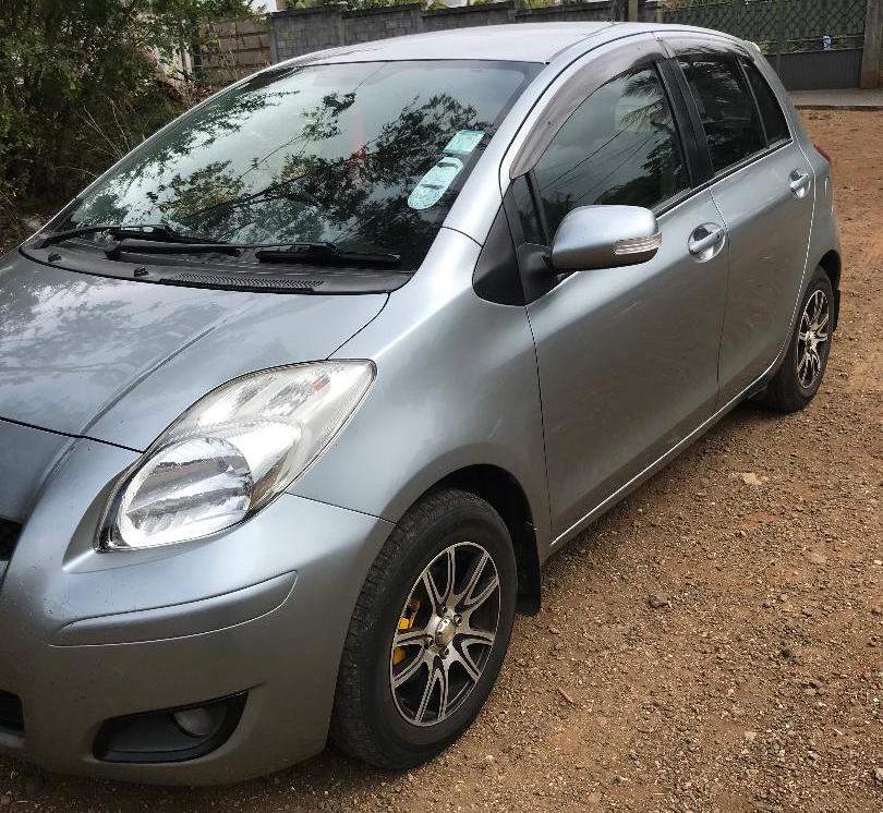 Toyota Vitz 2010 on Aster Vender