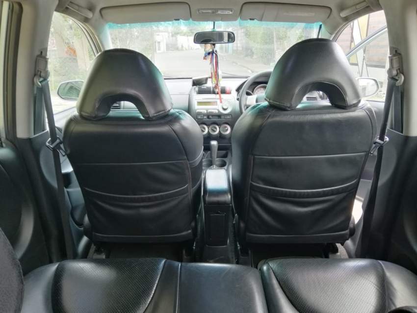 Honda Jazz - 8 - Compact cars  on Aster Vender