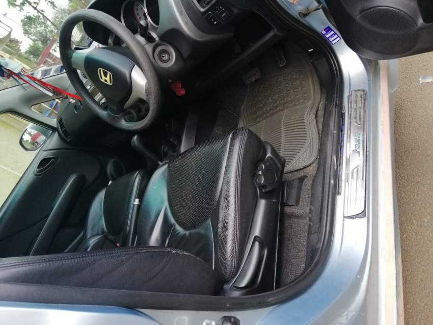 Honda Jazz - 4 - Compact cars  on Aster Vender