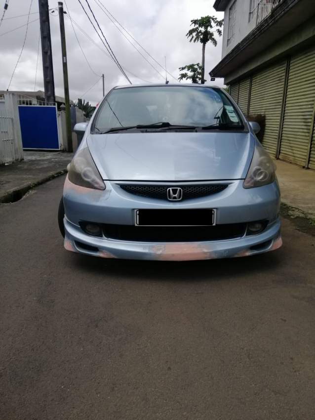 Honda Jazz - 2 - Compact cars  on Aster Vender