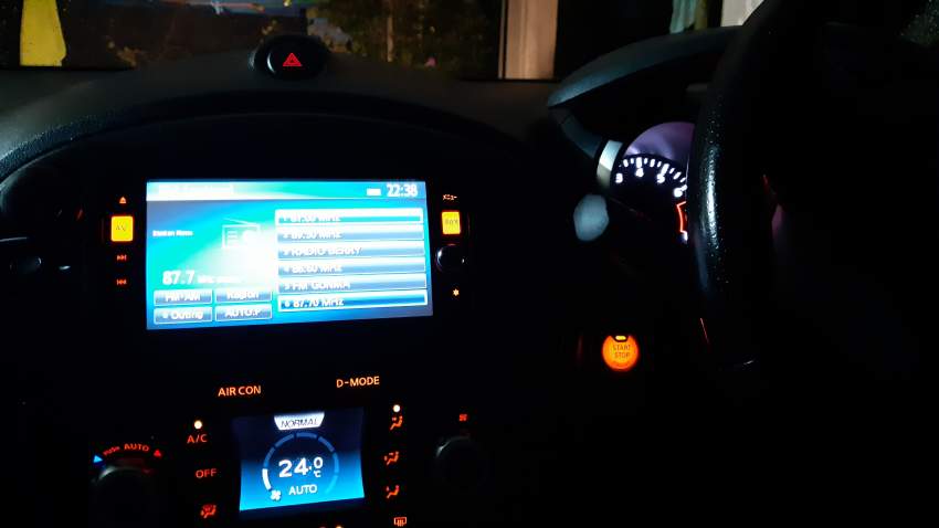 Nissan Juke 2012 - 3 - SUV Cars  on Aster Vender