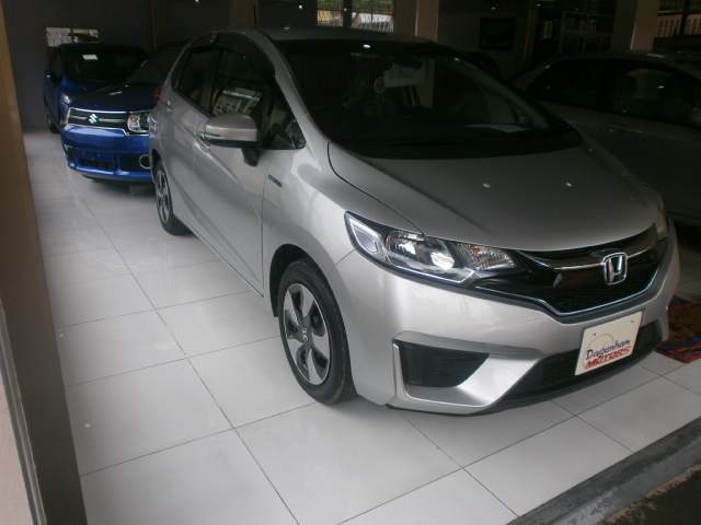HONDA FIT HYBRID F PACKAGE - 0 - Family Cars  on Aster Vender