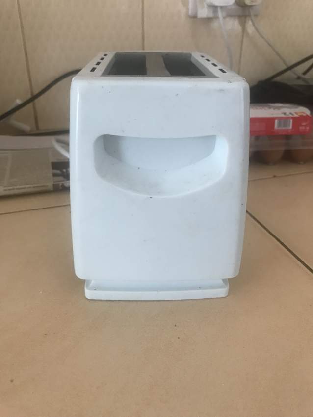 Toaster - 1 - Kitchen appliances  on Aster Vender