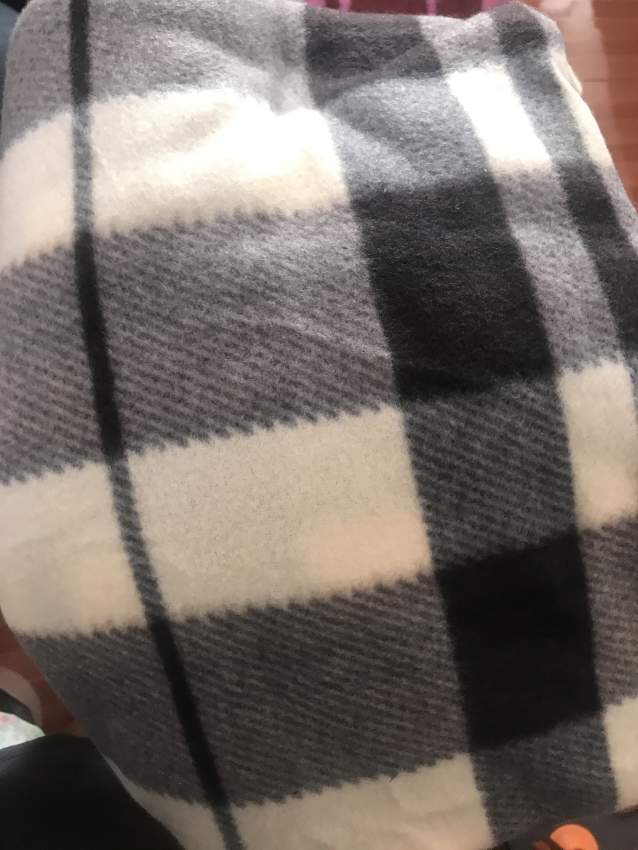 Single blankets - 1 - Bedsheets  on Aster Vender