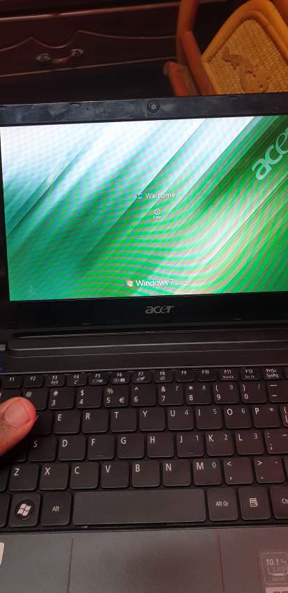 Acer aspire one - 0 - Laptop  on Aster Vender