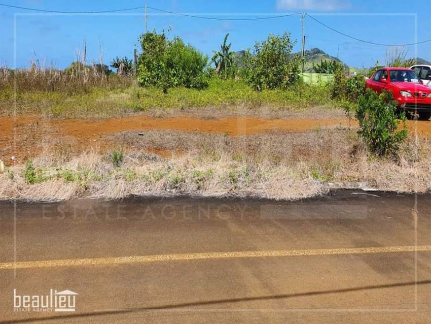 Residential plot of 7 perches is for sale in Bel Air on Aster Vender