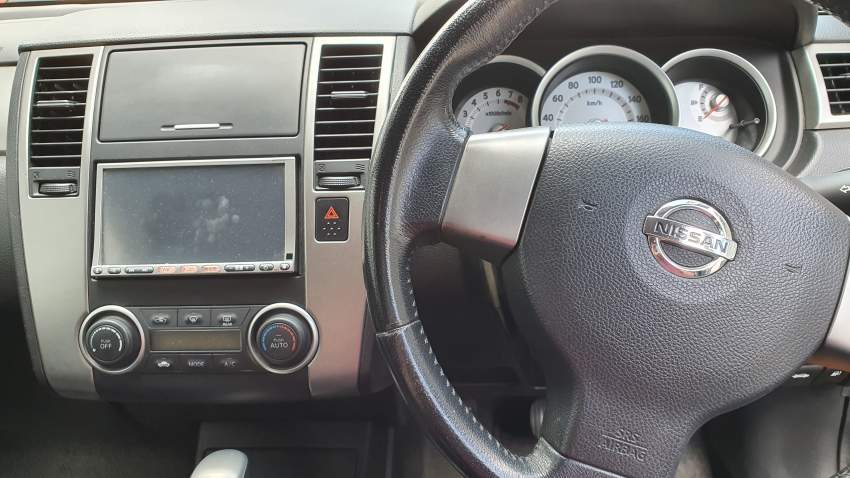 Nissan Tiida - 8 - Compact cars  on Aster Vender