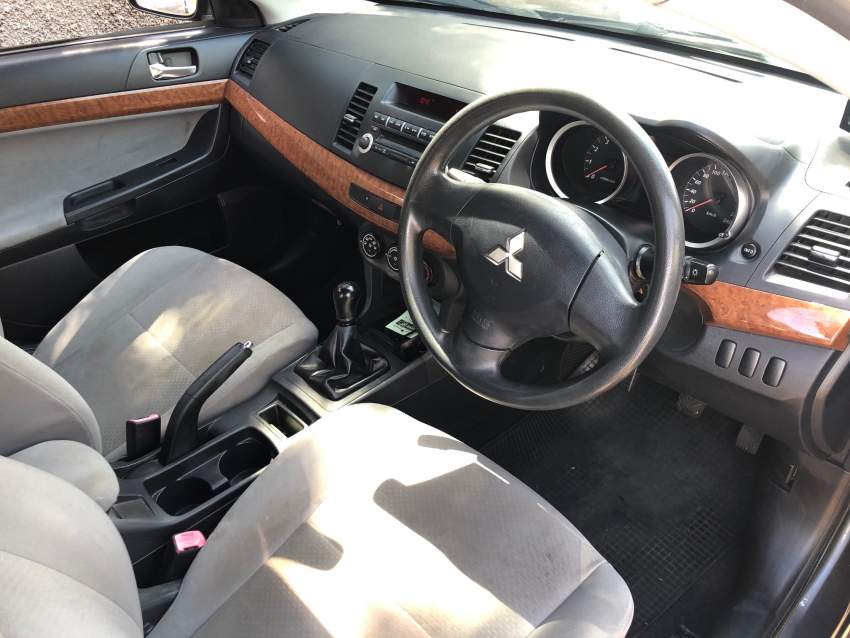 Mitsubishi EX - 3 - Family Cars  on Aster Vender