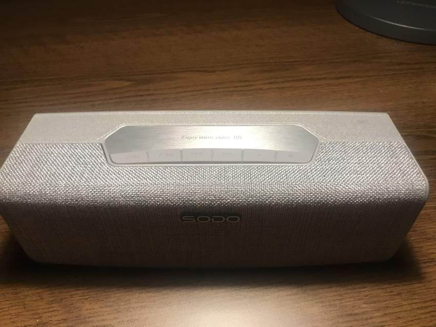 Wireless Speaker - 1 - All electronics products  on Aster Vender