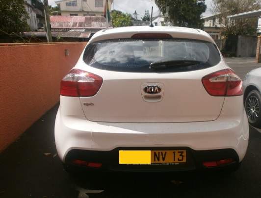 Kia Rio - 2 - Family Cars  on Aster Vender