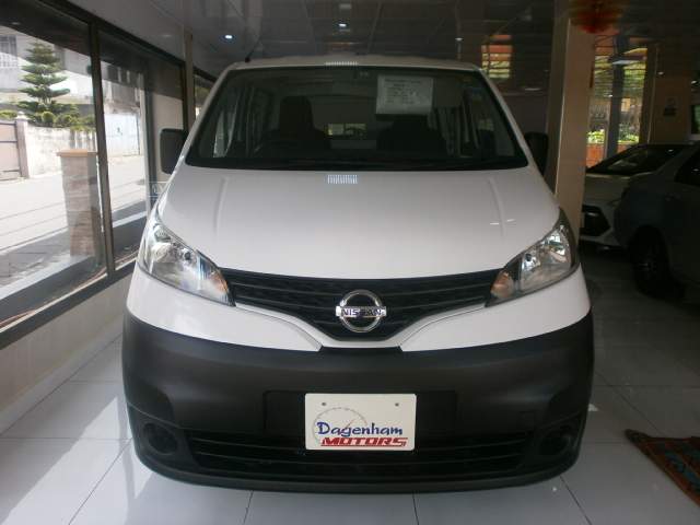 NISSAN VANETTE NV 200 on Aster Vender
