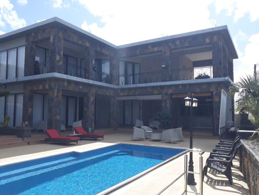 For sale: 3 Villas on land of 1368.10m² - 3 - Villas  on Aster Vender