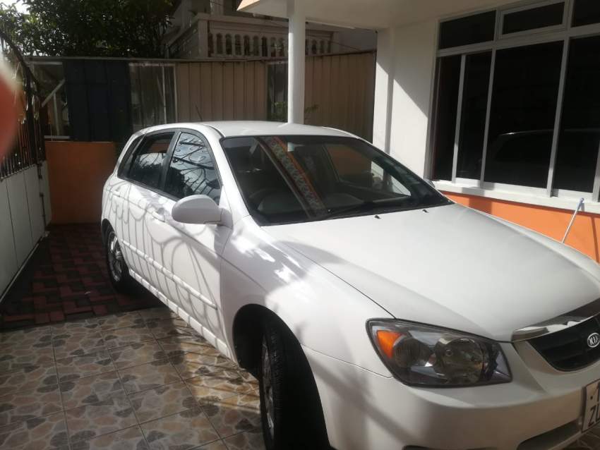 Car for sale kia on Aster Vender