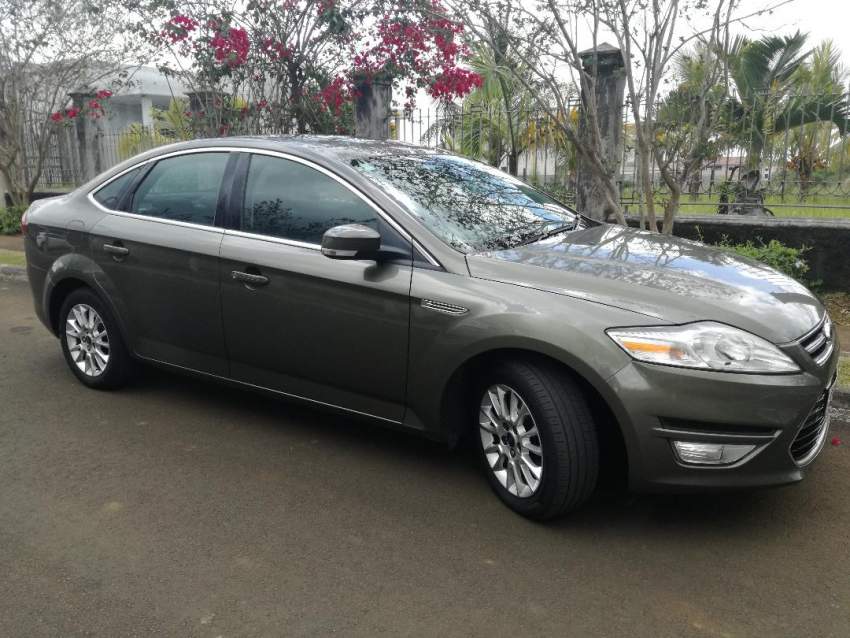 FORD MONDEO - 1 - Family Cars  on Aster Vender