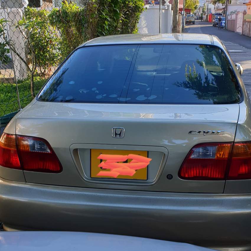 Honda Civic  - 2 - Family Cars  on Aster Vender