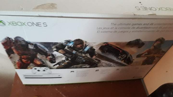 Xbox One S 1TB  - 8 - PS4, PC, Xbox, PSP Games  on Aster Vender