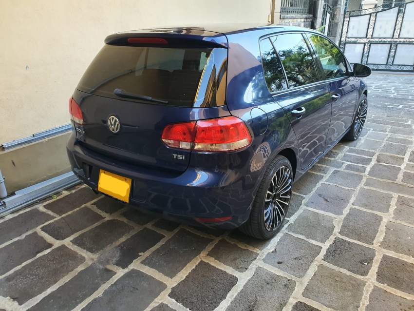 Volkswagen  Golf 6 - 2 - Family Cars  on Aster Vender