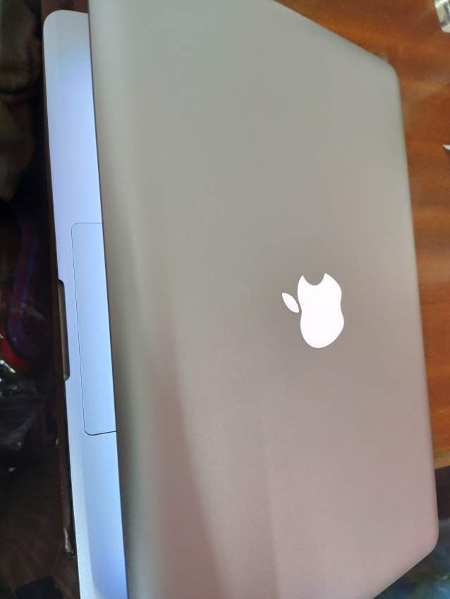 MacBook Pro Core i5 - 7 - Laptop  on Aster Vender