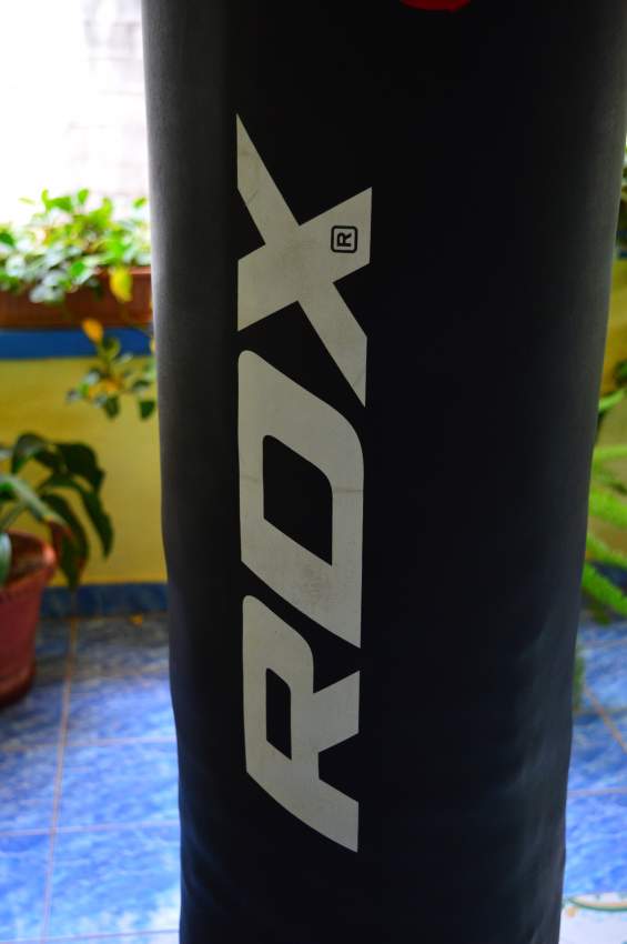 PUNCHING BAG / MMA GLOVES / HAND WRAPS - 1 - Fitness & gym equipment  on Aster Vender