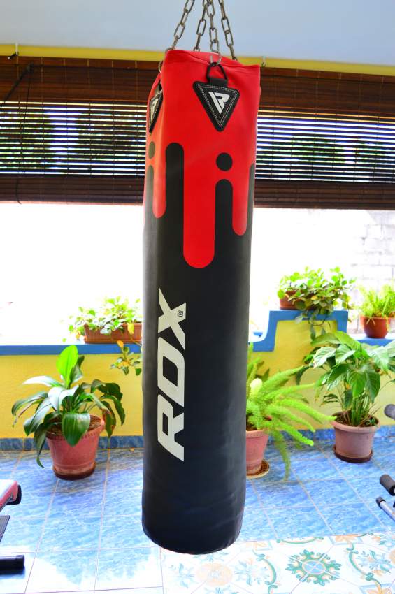 PUNCHING BAG / MMA GLOVES / HAND WRAPS - 0 - Fitness & gym equipment  on Aster Vender