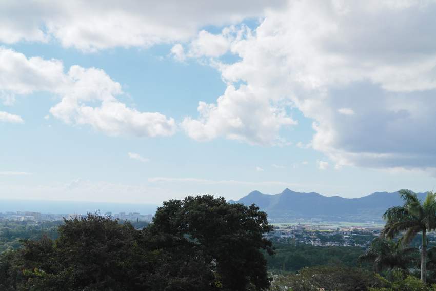 Floréal magnifique appartement avec une immense terrasse avec vue on Aster Vender
