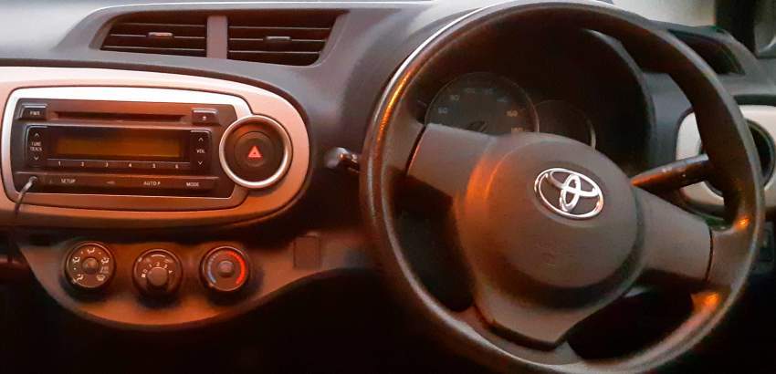 Toyota Vitz - 4 - Compact cars  on Aster Vender