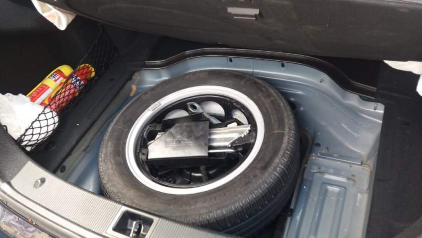 Mercedes benz - 5 - Family Cars  on Aster Vender