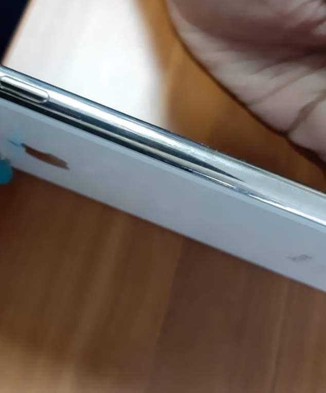 Iphone XS MAX 64 GB Silver - 2 - iPhones  on Aster Vender