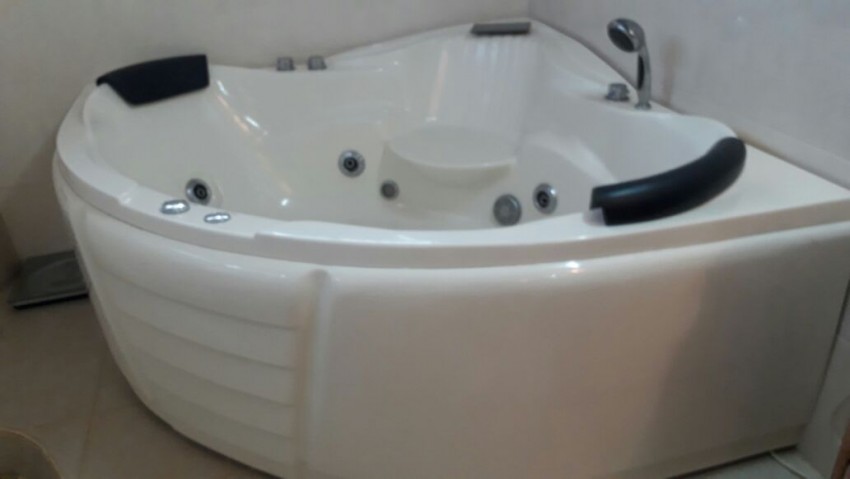 Jaccuzi - 0 - Bathroom  on Aster Vender