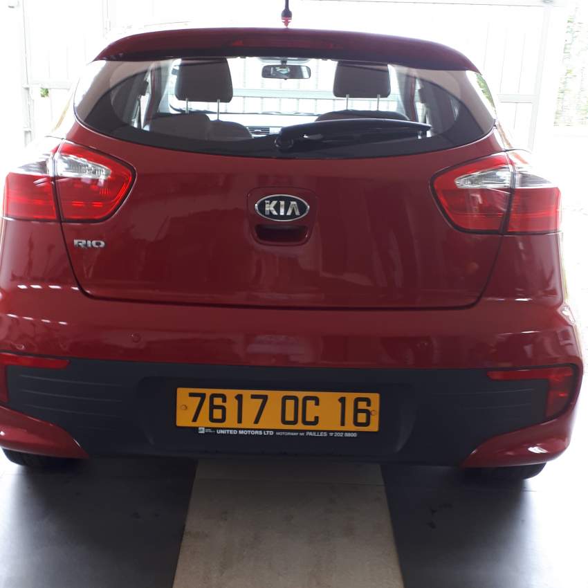 Kia Rio - 2 - Family Cars  on Aster Vender
