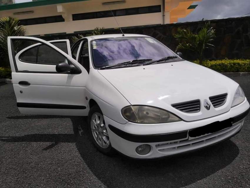 Renault megane on Aster Vender