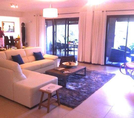 Tamarin, bel appartement jardin, 290m² en RES au rez-de-chaussée - 0 - Apartments  on Aster Vender