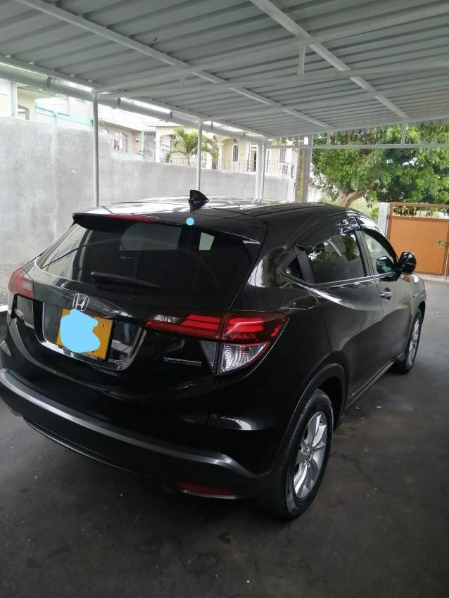 Honda Vezel - 0 - SUV Cars  on Aster Vender