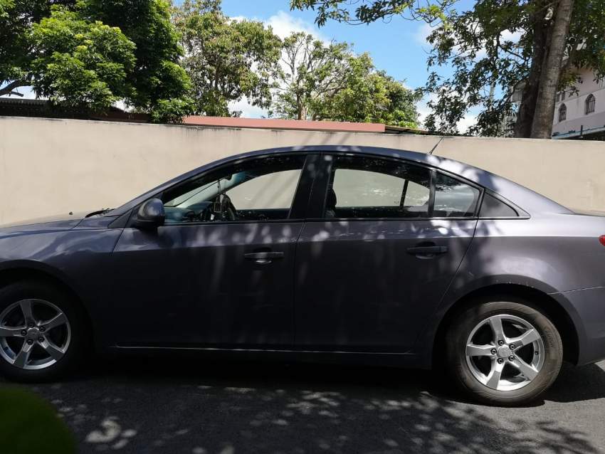2011 Chevrolet Cruze - 4 - Family Cars  on Aster Vender