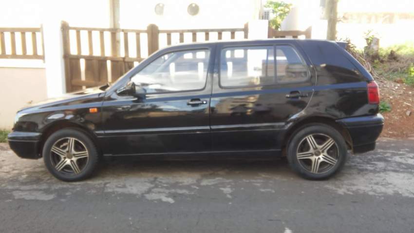 Volkswagen golf 1994 on Aster Vender