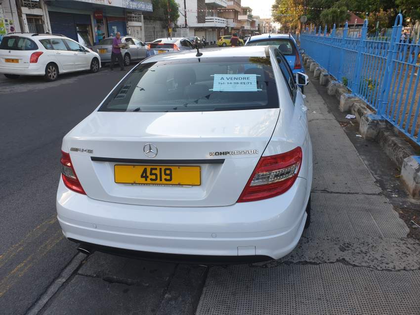 Mercedes Benz c180 AMG KOMPRESSOR - 7 - Luxury Cars  on Aster Vender