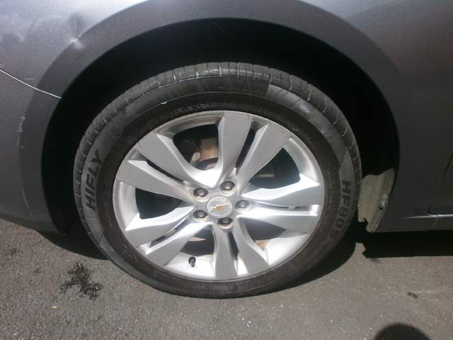 Cheverolet Cruze Lt  - 1 - Family Cars  on Aster Vender