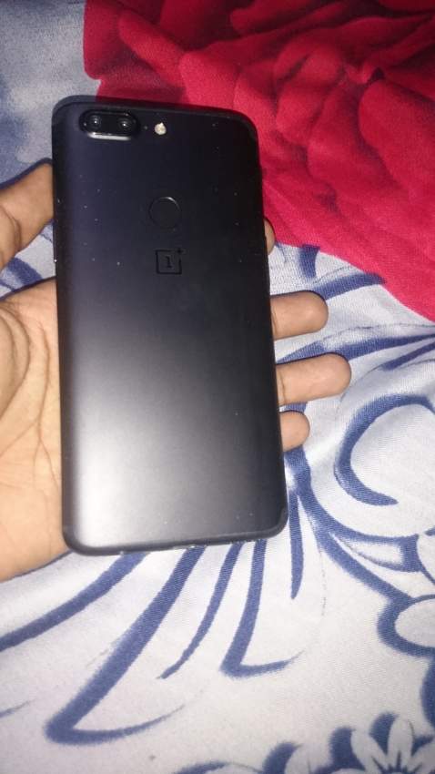 OnePlus 5T - 5 - Android Phones  on Aster Vender