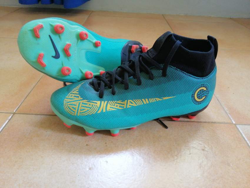 Nike mercurial CR7  - 0 - Sports shoes  on Aster Vender