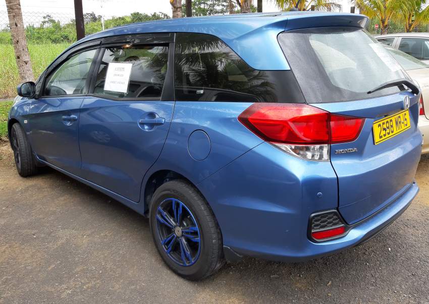 Honda Mobilio - 1 - Family Cars  on Aster Vender