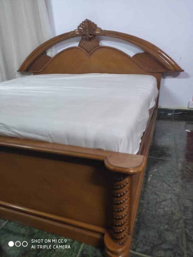 Teak king size bed - 0 - Bedroom Furnitures  on Aster Vender