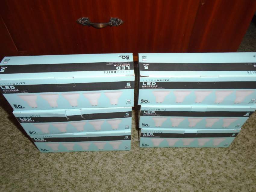 GU10 LED BULBS - 0 - Interior Decor  on Aster Vender