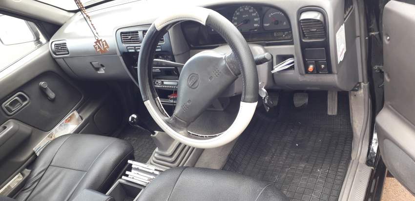 Nissan 2x4 Hardbody on Aster Vender